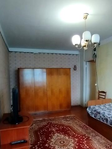 Нескорених вул., 48