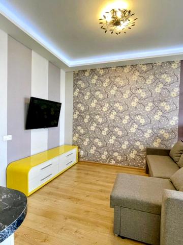 Регенераторна вул., 4к2