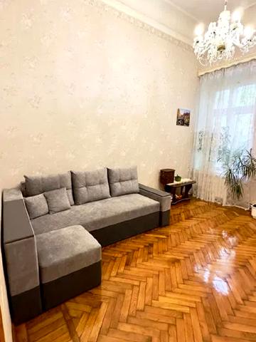 Новосельського вул., 98