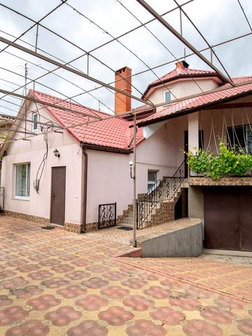 Ромашкова вул.
