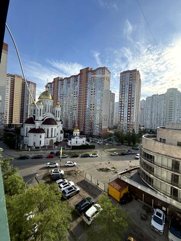Бориса Гмирі вул., 9