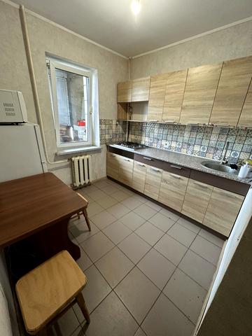 Архітектора Вербицького вул., 4