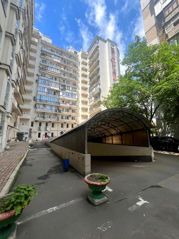 Пантелеймонівська вул., 88/1