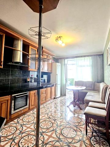 Паркова вул., 77