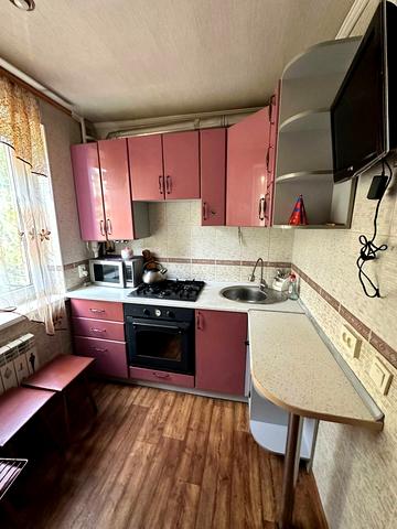 Богдана Хмельницького вул., 19