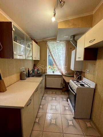 соборна, 44