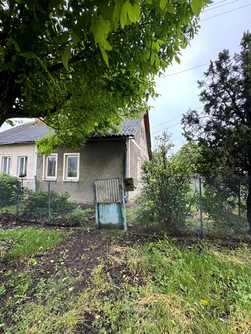 Обнорського вул., 8