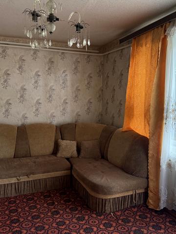 Центральна, 7