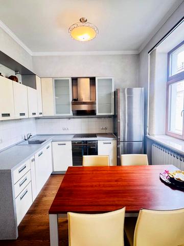 Олеся Гончара вул., 55