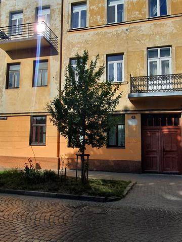 Ярослава Мудрого вул., 20