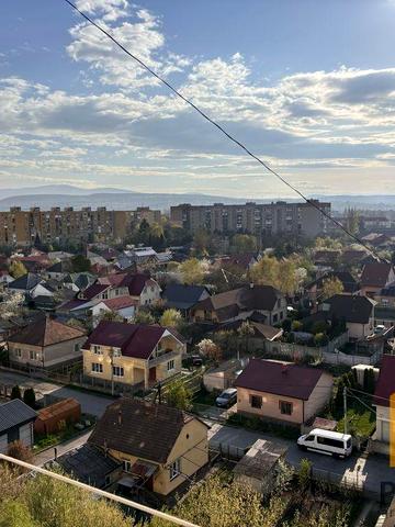 Минайська вул., 7