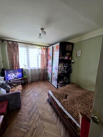 Амосова вул. (Корчагінців), 9