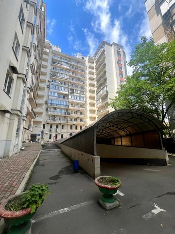 Пантелеймонівська вул., 88/1