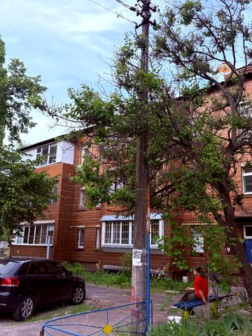 Геофізиків вул., 1