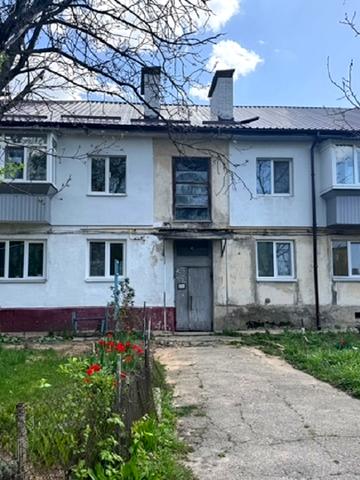 Вокзальна вул., 12