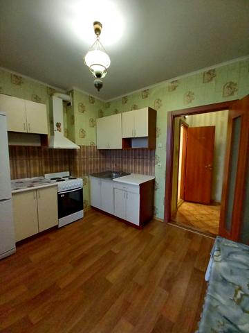 Григорія Ващенка вул., 1