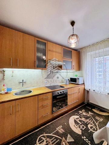 Вячеслава Чорновола просп. (), 95