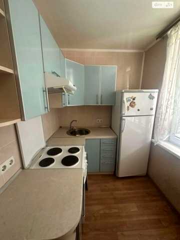 Перемоги просп., 76
