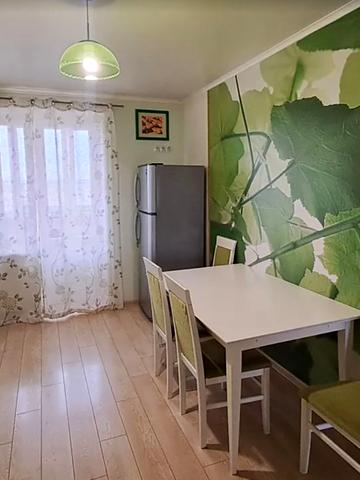 Героїв Крут вул. (Червоних Курсантів), 4а