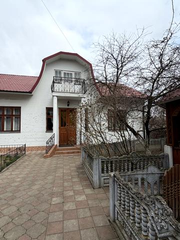 Семенюка Олега, 26