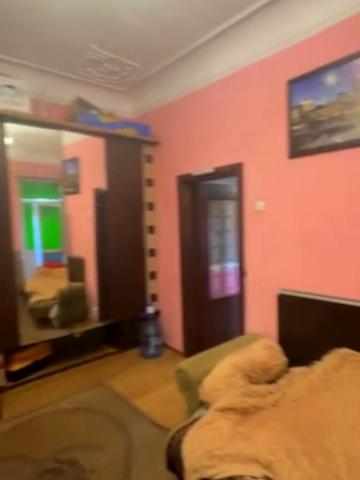 Водопровідна вул., 1