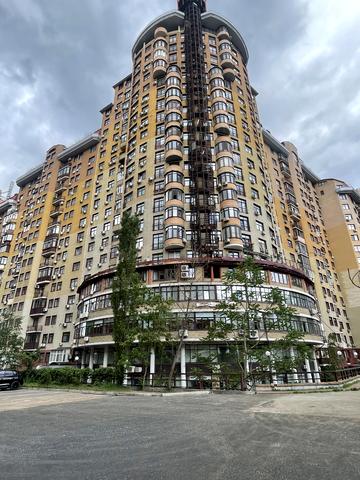 Євгена Коновальця вул. (Щорса), 32-Б