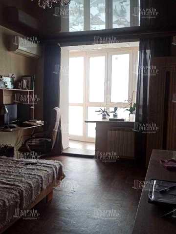Жуковського просп., 3