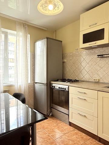 Оболонський просп., 7-В