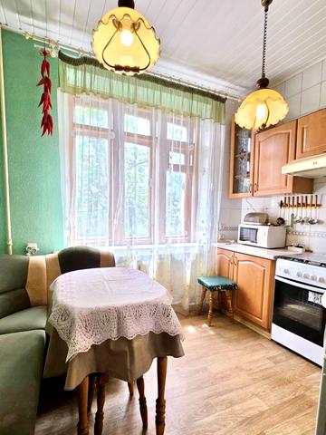 Отакара Яроша вул., 27