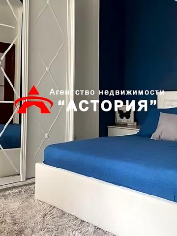 Незалежної України вул. (40 років Радянської України), 13