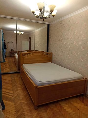 Соколина вул., 8