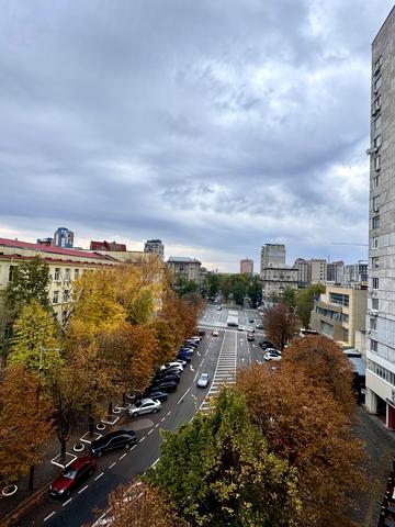 Володимира Вернадського вул. (Дзержинського), 7