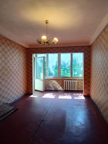 Академіка Булаховського вул., 36