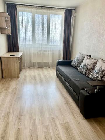 Віталія Нестеренка вул., 1б
