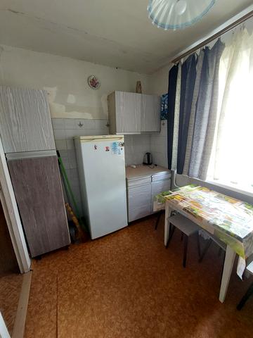 Раїси Кириченко вул. (Рози Люксембург), 84