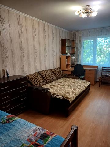 Владислава Бувалкіна вул. (Бочарова Генерала), 1
