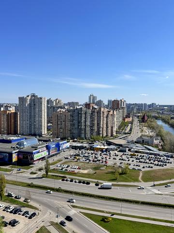 Дніпровська набережна вул., 20-А
