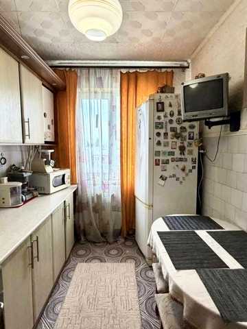 Михайла Грушевського вул., 2-Ж