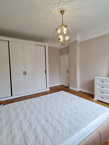 Берестейський просп. (Перемоги), 30