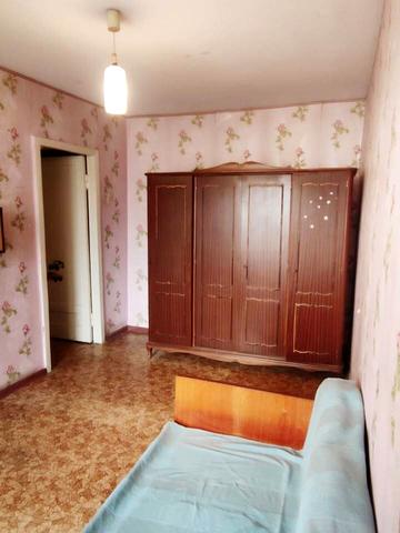 Романа Шухевича просп. (Генерала Ватутіна), 22