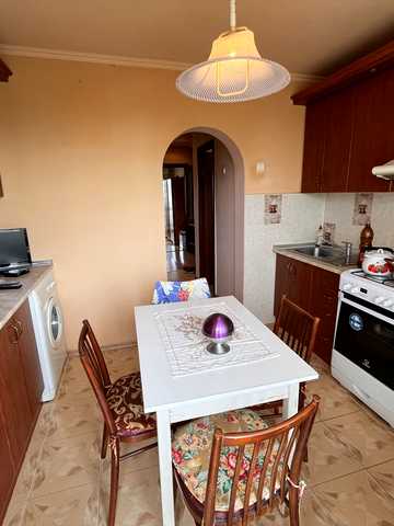 Героїв 128-ї Бригади вул. (8 Березня), 17