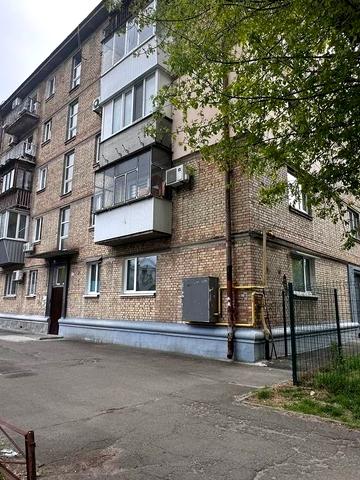 Олександра Копиленка вул., 3