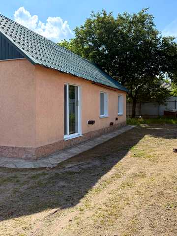 8 березня, 10