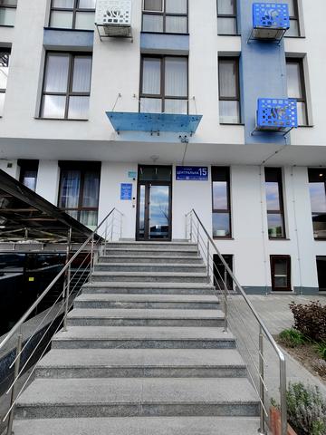 Центральна вул., (Будинок 5)