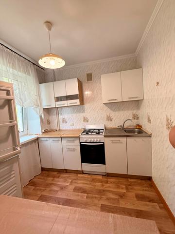 Паркова вул., 18