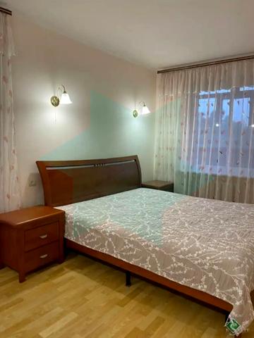 Олександра Поля просп. (Кірова), 52