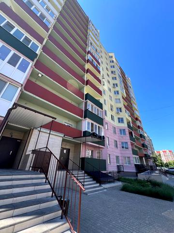 Академіка Сахарова вул., 20-Б