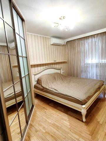 Петра Григоренка просп., 33/44