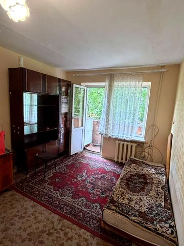 Незалежності просп., 76