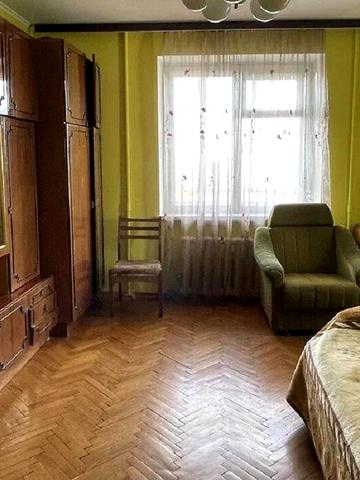 Вацлава Гавела бульв. (Івана Лепсе), 27